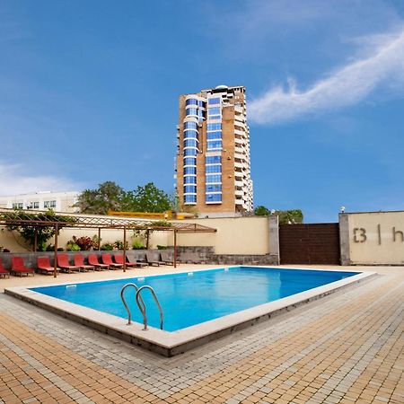 Bien hotel Jerevan Buitenkant foto