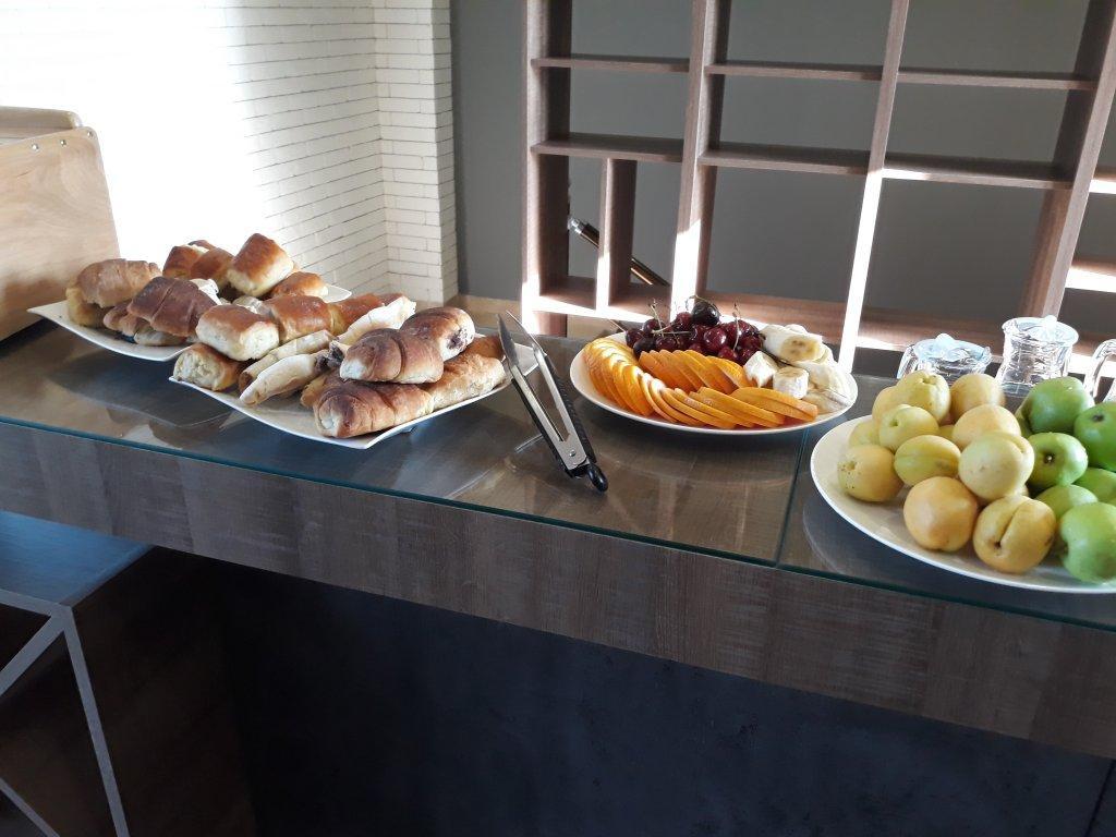 Bien hotel Jerevan Buitenkant foto