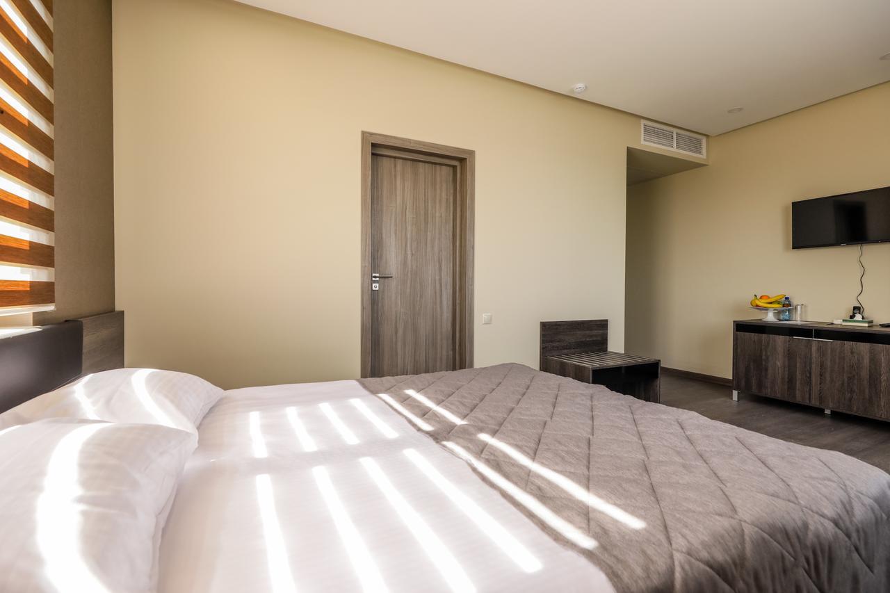 Bien hotel Jerevan Buitenkant foto