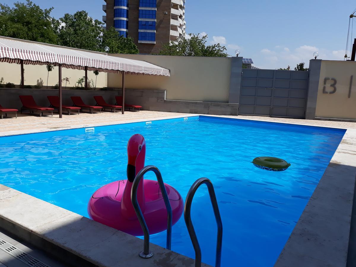 Bien hotel Jerevan Buitenkant foto