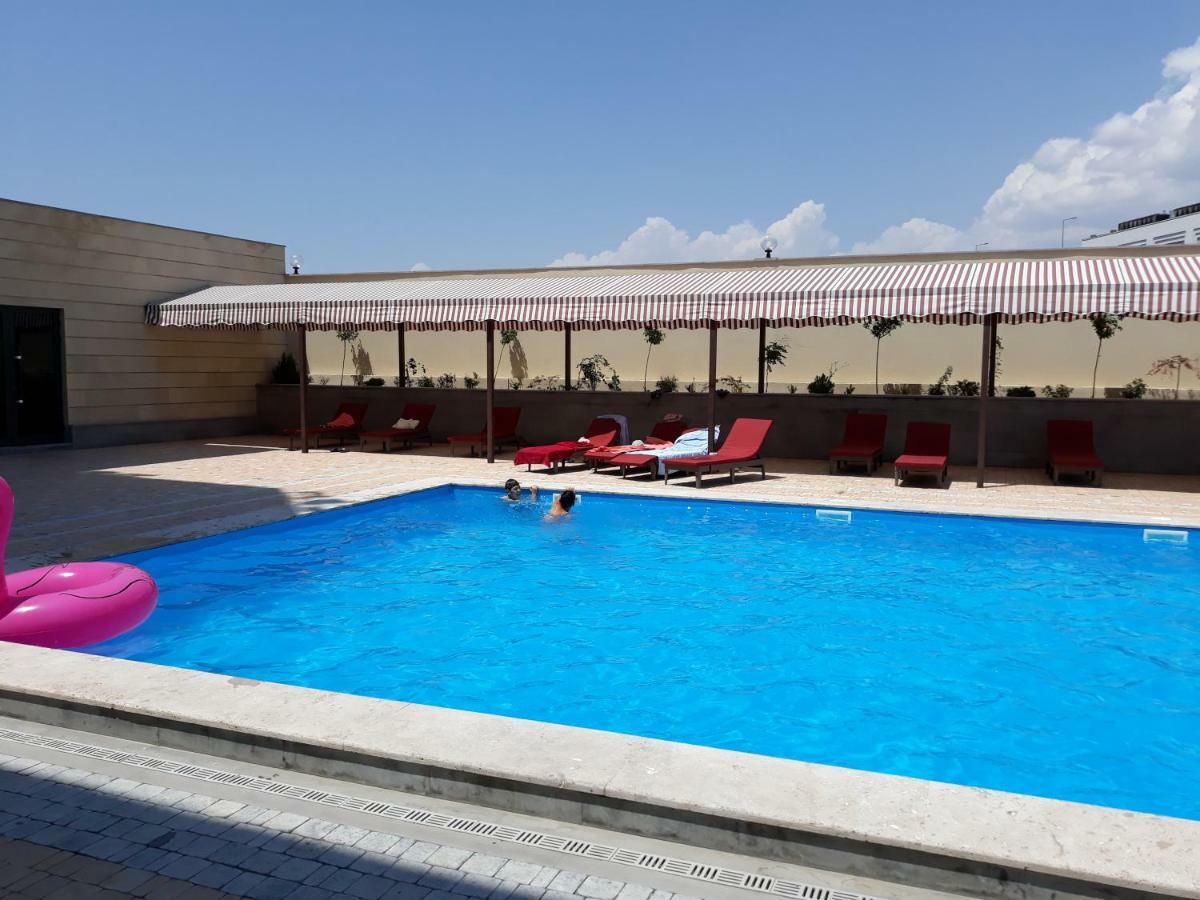 Bien hotel Jerevan Buitenkant foto